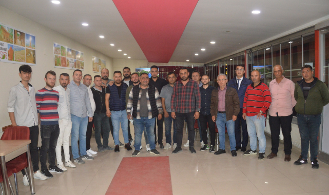 Taksicilerden 'Korsan' protestosu
