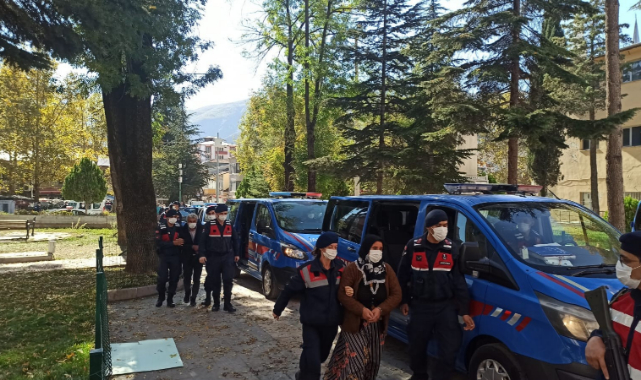 Yayla cinayetinde 5 tutuklama