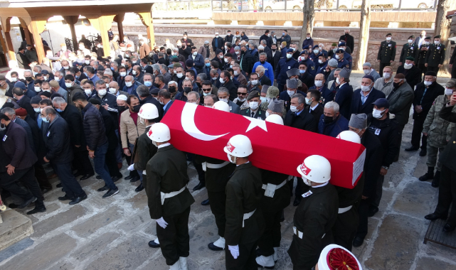 Kıbrıs gazisi son yolculuğuna uğurlandı