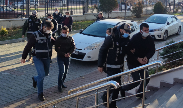 Polisinden kaçak içki operasyonu: 4 tutuklama