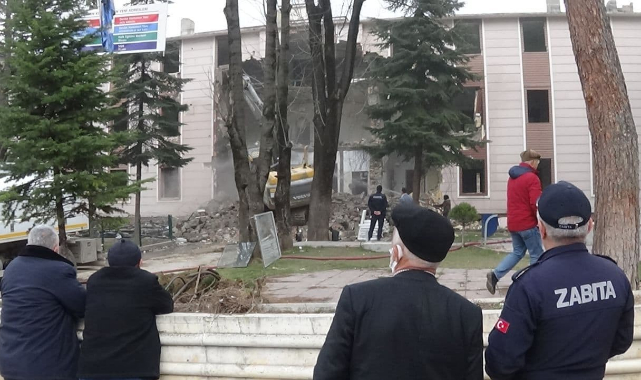 Tokat'ta 73 yıllık hükümet konağında yıkım çalışması başlatıldı