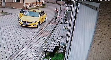 17 yaşındaki çocuğun gasp ettiği taksiye binerken görüntüsü ortaya çıktı