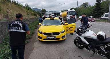 17 yaşındaki çocuk, yolcu olarak bindiği taksiyi silah zoruyla gasp etti