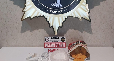 Cips paketinden uyuşturucu çıktı