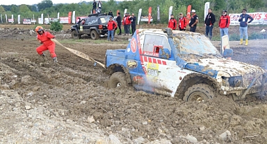  Karadeniz Off-Road Kupası nefes kesti