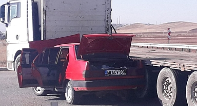 Otomobil ile tır çarpıştı: 1’i çocuk 3 yaralı