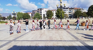 Tokat'ta 29 Ekim Cumhuriyet Bayramı yürüyüşü