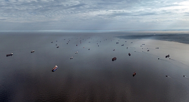Tahıl koridoru için gelen gemiler İstanbul çevresinde bekliyor