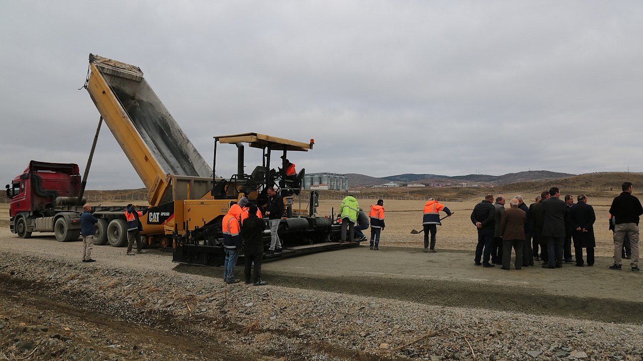 3 yılda 238 kilometre yol çalışması tamamlandı