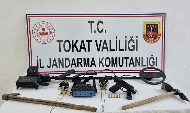 Tokat'ta izinsiz kazı yapan 4 kişi yakalandı