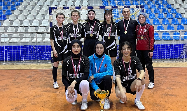 Tokat'ta okul sporları genç kızlar futsal turnuvası sona erdi