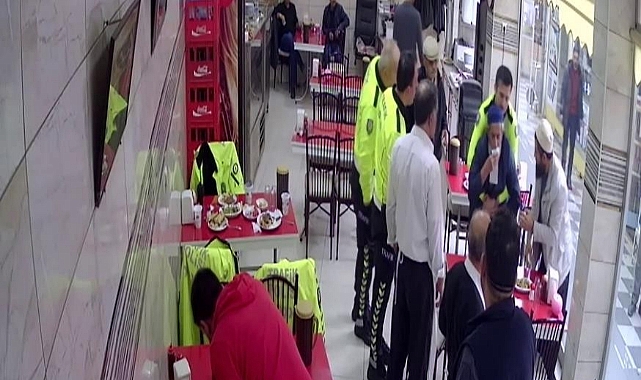 Yaptığı hamleyle vatandaşın hayatını kurtaran polis memuru o anları anlattı