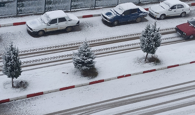Tokat'ın yüksek kesimlerinde kar etkili oldu