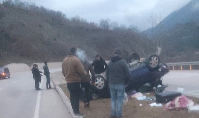 Tokat’ta, otomobil devrildi: 4 yaralı