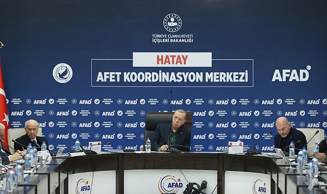 Cumhurbaşkanı Erdoğan, Hatay'da kanaat önderleri ve STK temsilcileri ile bir araya geldi