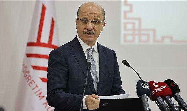 Nisan başı itibarıyla yüz yüze eğitimin de olduğu hibrit seçenek değerlendirilecek