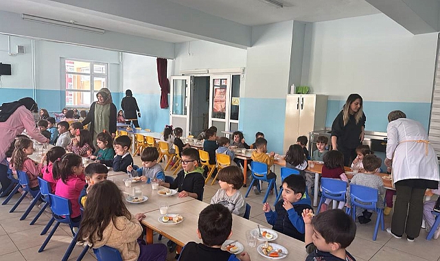 Yozgat’ta öğrencilere ücretsiz yemek uygulaması başladı