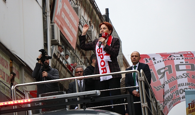 Akşener, AK Parti'lilerden oy istedi