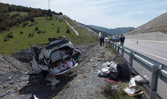 Tokat'ta devrilen otomobildeki 2 kişi yaralandı