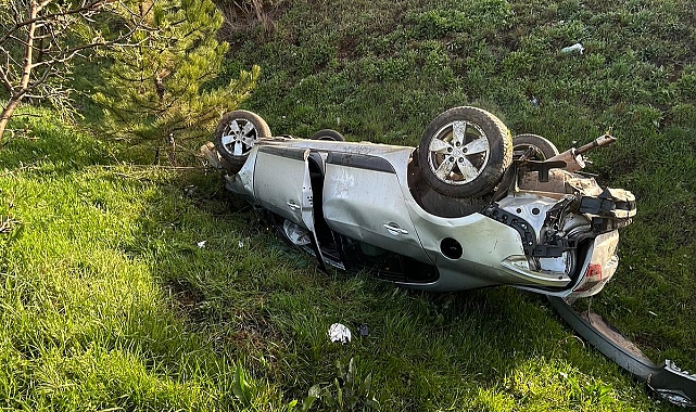 Tokat'ta devrilen otomobilin sürücüsü yaralandı