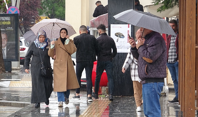 Tokat'ta sağanak yağış etkili oldu