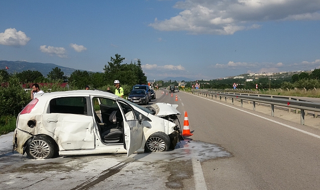 Hurdaya dönen araçtan burnu bile kanamadan çıktı