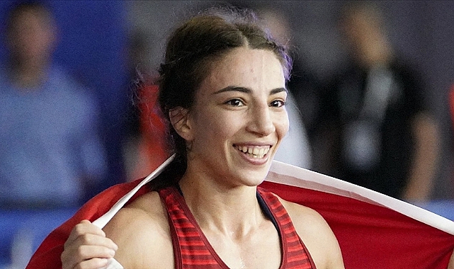 Milli güreşçi Evin Demirhan Yavuz, olimpiyat kotası elde etti
