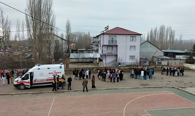 Sulusaray'da okulda deprem tatbikatı yapıldı