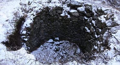 Geçmişte buzdolabı olarak kullanılan kar kuyuları turizme kazandırılmayı bekliyor