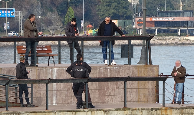 Av tüfeği ile ateş açıp, silahı kendisine doğrultan şahsı polis ikna etti