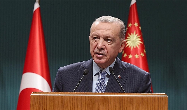 Cumhurbaşkanı Erdoğan: Çalışmalar, evi yıkılan son vatandaşımızı da yuvasına kavuşturuncaya dek sürecek