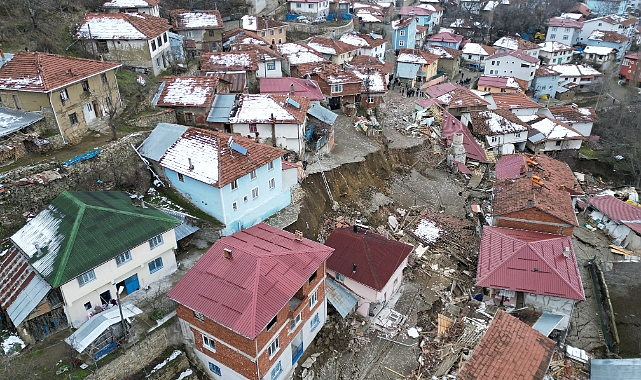 Tokat'ta toprak kayması sonucu birçok evin yıkıldığı köyle ilgili korkutan iddia