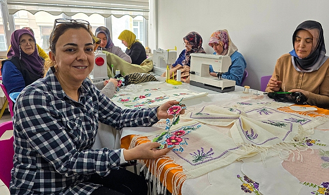 Tokat’ta 82’lik Cevriye Teyze ikinci kez çeyizini hazırlıyor