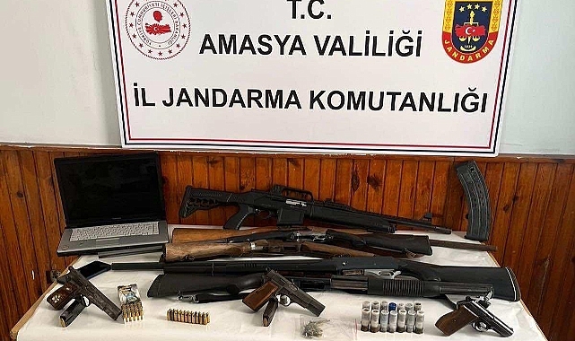 Amasya’da jandarmadan ruhsatsız silah operasyonu