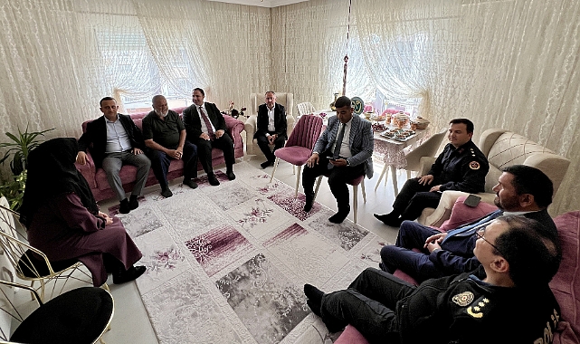 Başkan Ural bayramlaşma programına katıldı
