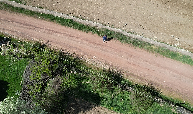 Tokat'ta deprem sonrası yollarda çatlaklar oluştu: “Ayakta zor durduk”