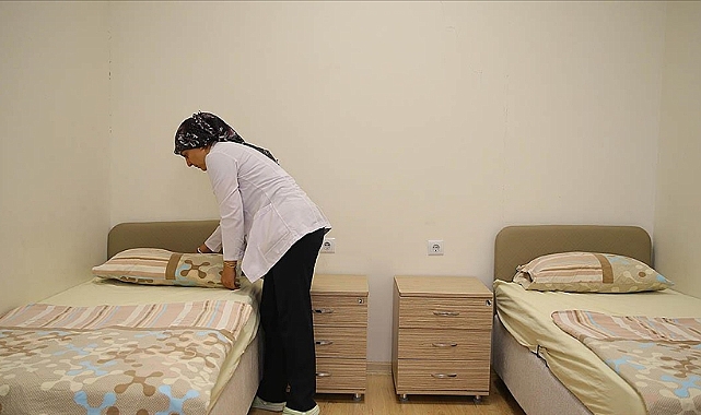 Emekliler kamu sosyal tesislerinden yıl sonuna kadar yüzde 15 indirimli faydalanacak