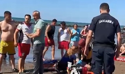 Boğulma tehlikesi geçiren kızı ve yeğenini kurtardı, kendisi hayatını kaybetti