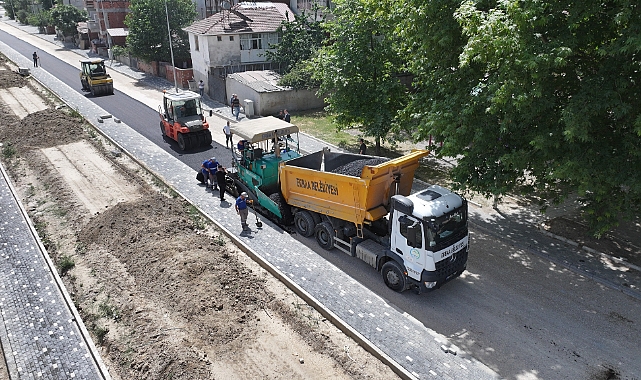 Erbaa Yılmaz Kayalar Bulvarı ikinci etapta asfalt çalışmalarına başlandı