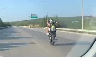 Otobanda tek teker ölüme yolculuk kamerada