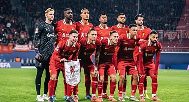 Premier Lig'de Liverpool şampiyonluğunu ilan etti