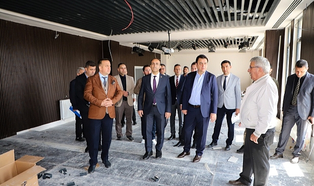 Vali Köklü ve Başkan Ural, Turhal’da yatırımları değerlendirdi