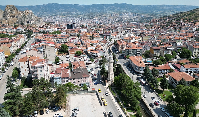 Osmanlıca kitabe 1908 yılındaki selin acısını günümüze taşıyor