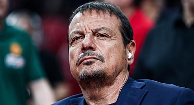 Panathinaikos Başantrenörü Ergin Ataman'dan Olympiakos taraftarına tepki