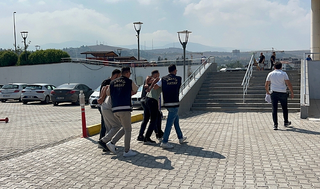 Tansiyon ölçme tartışmasında yumruklanan hemşire yaralandı