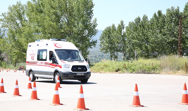 Tokat'ta ambulans sürüş güvenliği eğitimi düzenlendi