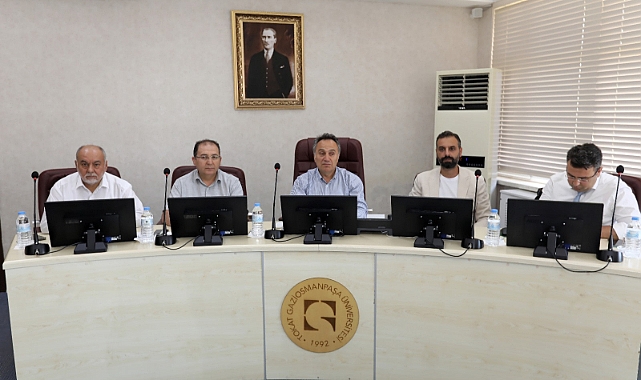 TOGÜ'de koordinatörlükler ve merkez müdürlükleriyle gerçekleştirilen toplantılar sürüyor