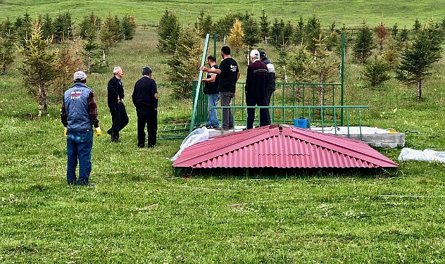 Mahalle halkı imece usulü gölet yaptı