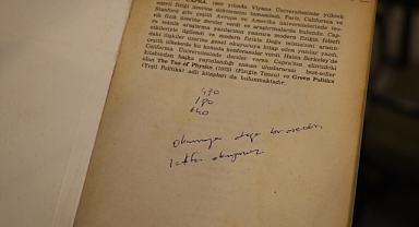 Bu kitaplarda sadece bilgiler değil, hatıralar da taşınıyor