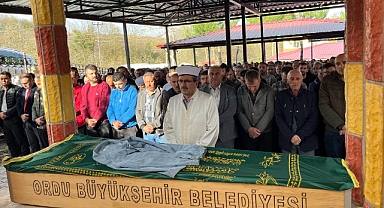 Hayatını kaybeden 6'ncı sınıf öğrencisi toprağa verildi